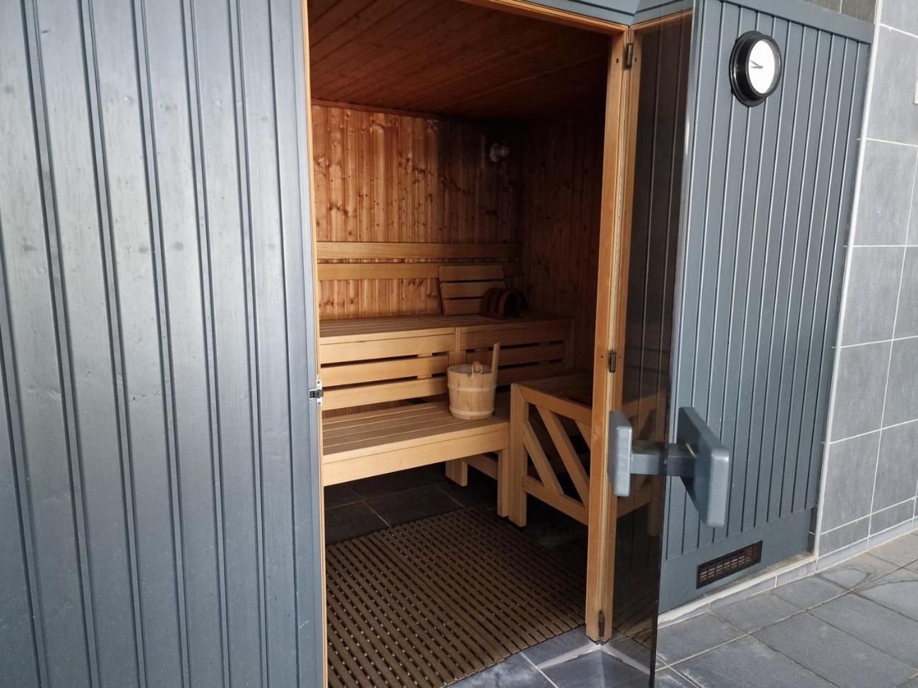Nid D'aven Charmante Maison, Piscine De Fevrier A Octobre 1-6p Dans Apartment Pont-Aven